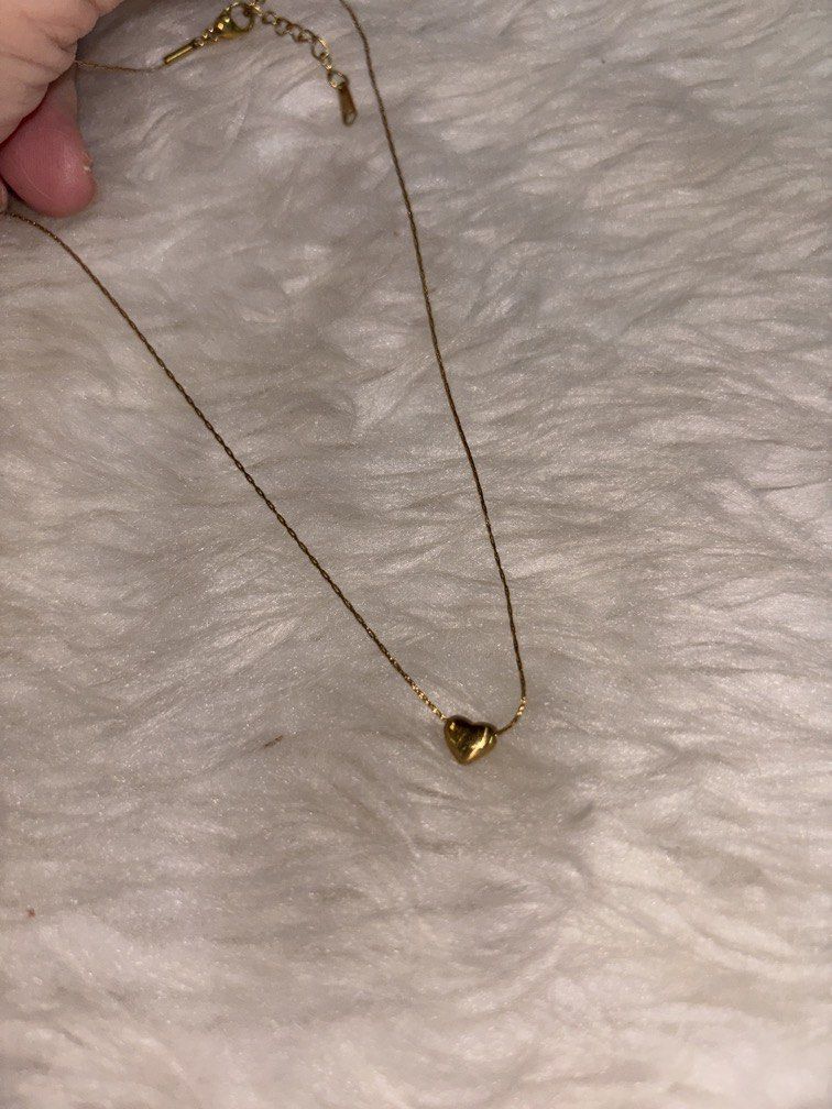 Heart necklace non tarnish adjustable (Category: Necklaces) located in Manila. Submitted by vintageaccessories (Listing ID 1469409588, Image 3). Description: .