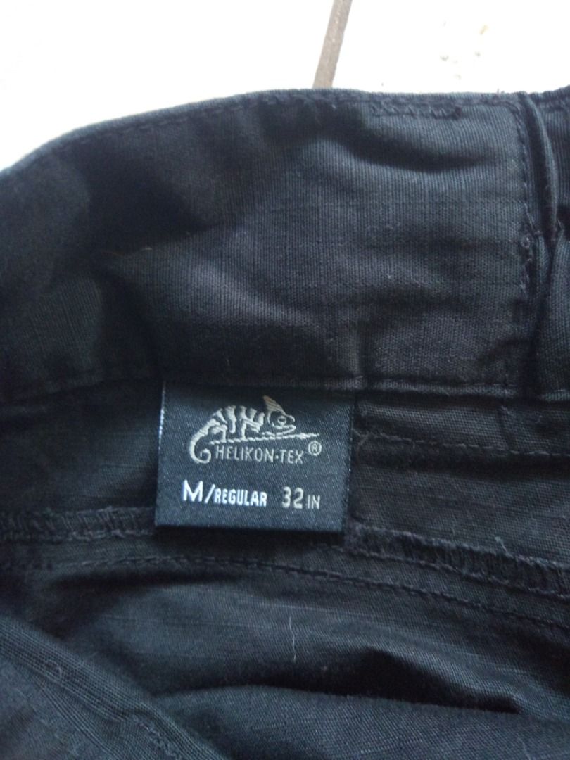 Helikon-Tex Black Ripstop Short 32-33 actual (Category: Shorts) located in Pasay City. Submitted by denimdude.ph (Listing ID 1469448541, Image 3). Description: .