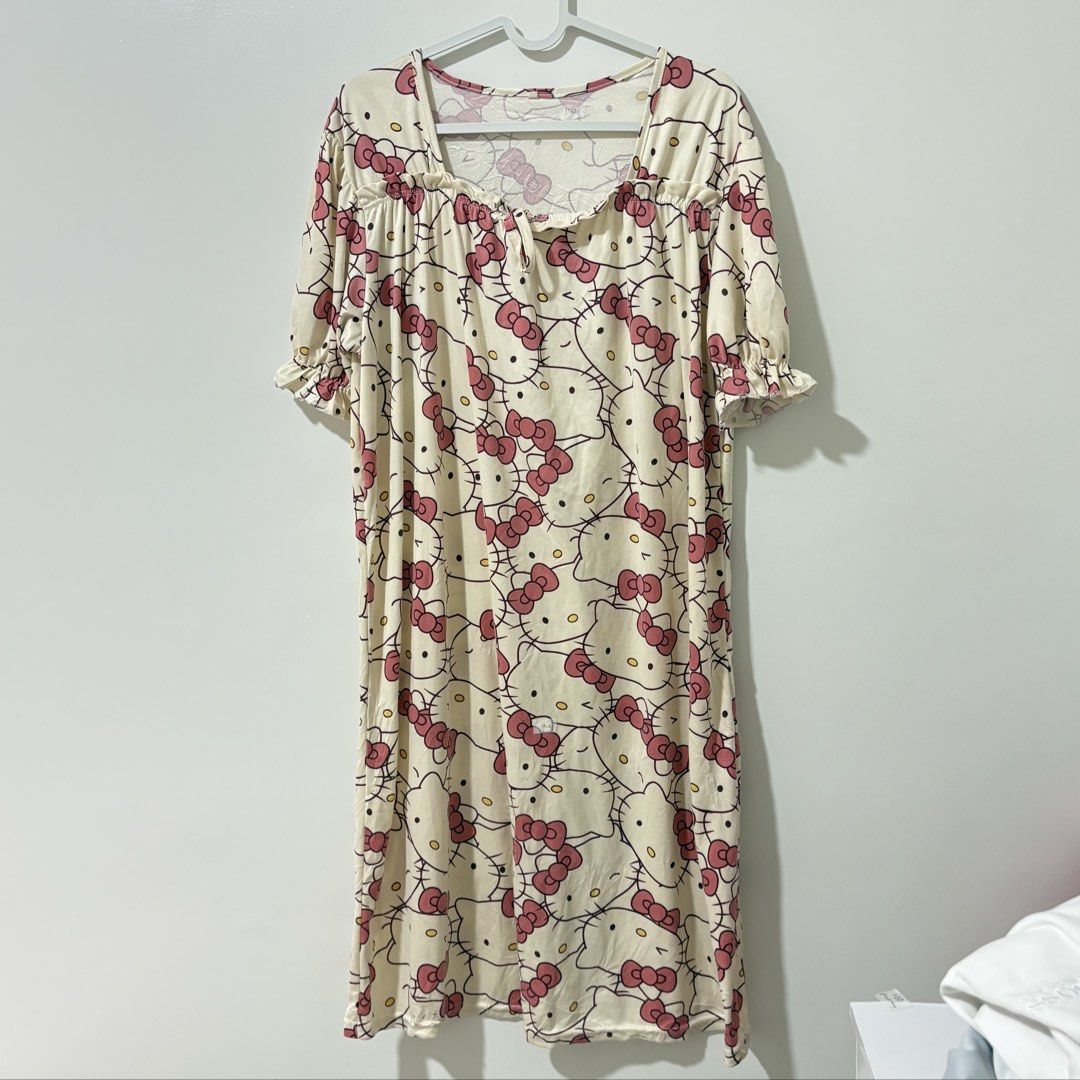 Hello Kitty Sleepwear Dress (Category: Dresses) located in Bulacan. Submitted by laleesa_ (Listing ID 1469447702, Image 1). Description: Issue: Pinhole Up to Large Women.