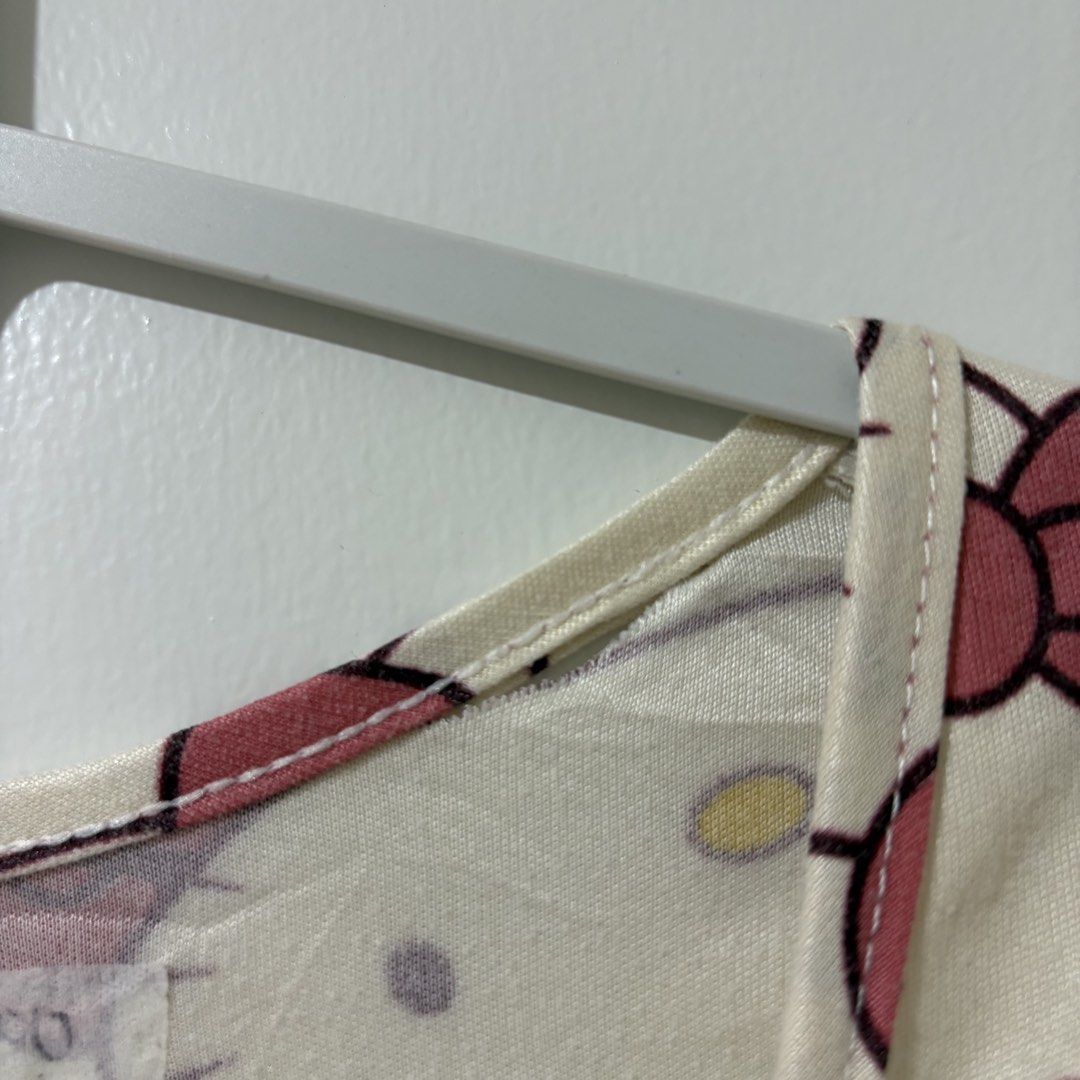 Hello Kitty Sleepwear Dress (Category: Dresses) located in Bulacan. Submitted by laleesa_ (Listing ID 1469447702, Image 3). Description: Issue: Pinhole Up to Large Women.
