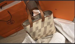 （分類：）位於 。 由 ttift 提交（商品編號 1469417145，圖片 1）。簡介： 。