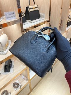 （分類：）位於 。 由 ccluxurywithhm 提交（商品編號 1469469688，圖片 1）。簡介： 。