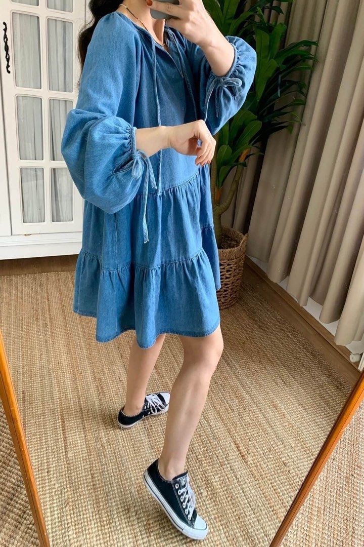 H&M Denim Dress Size Medium (Category: Dresses) located in Quezon City. Submitted by cabs. (Listing ID 1469538569, Image 2). Description: Size Medium on tag.