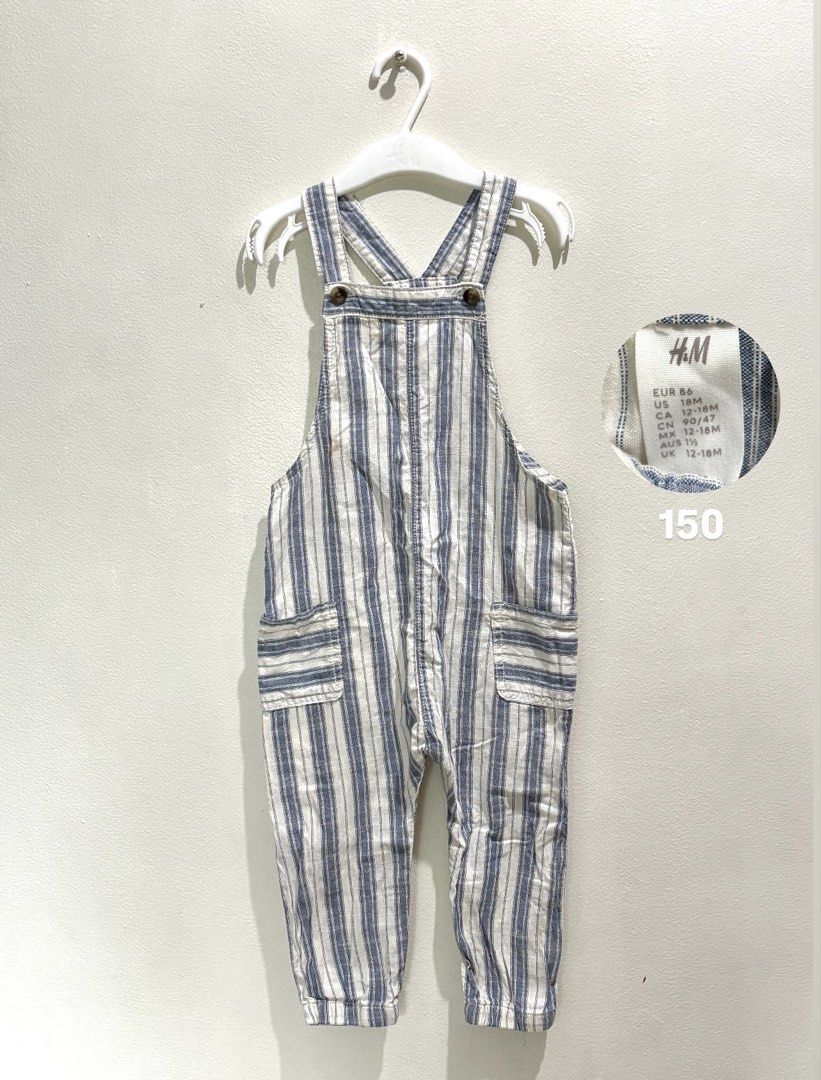 H&M Jumper 18-24m (Category: Babies & Kids Fashion) located in San Juan City. Submitted by reloved.ph3 (Listing ID 1469408459, Image 1). Description: .