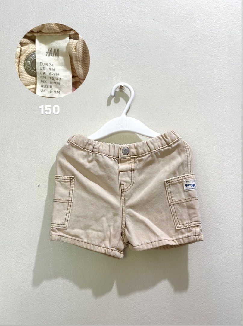 H&M Maong Shorts 1-2y (Category: Babies & Kids Fashion) located in San Juan City. Submitted by reloved.ph3 (Listing ID 1469409123, Image 1). Description: Runs Big.