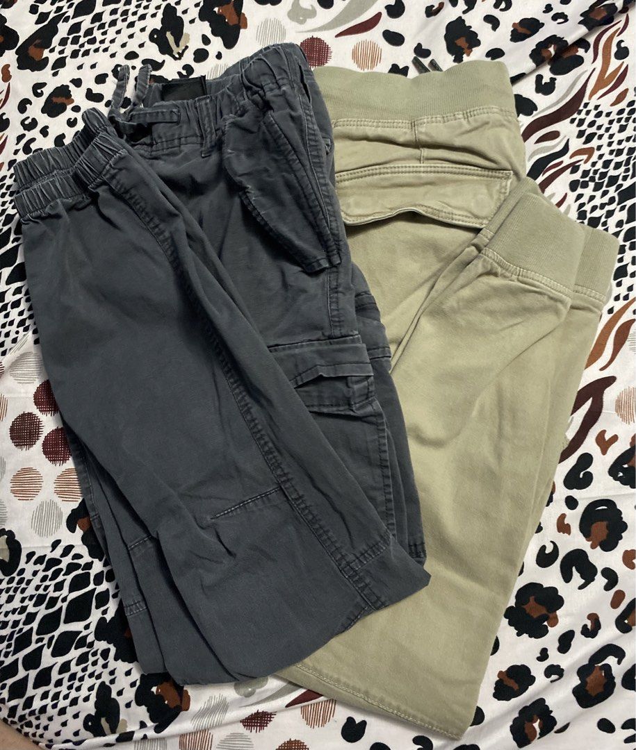 H&M men"s joggers 450 each (Category: Joggers) located in Quezon City. Submitted by elmiras_closet (Listing ID 1469464194, Image 1). Description: good condition original apparel from US Blumbagan box.