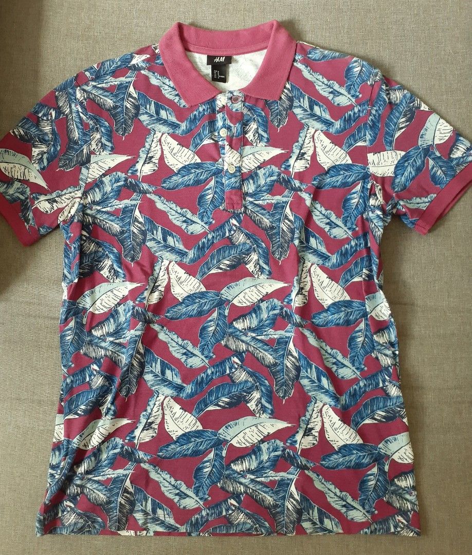 H&M Polo Shirt (Category: Tshirts & Polo Shirts ) located in Manila. Submitted by comercio (Listing ID 1469495330, Image 1). Description: H&M leaf print polo shirt.