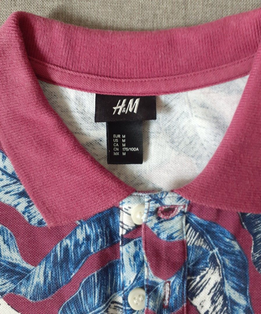 H&M Polo Shirt (Category: Tshirts & Polo Shirts ) located in Manila. Submitted by comercio (Listing ID 1469495330, Image 2). Description: H&M leaf print polo shirt.