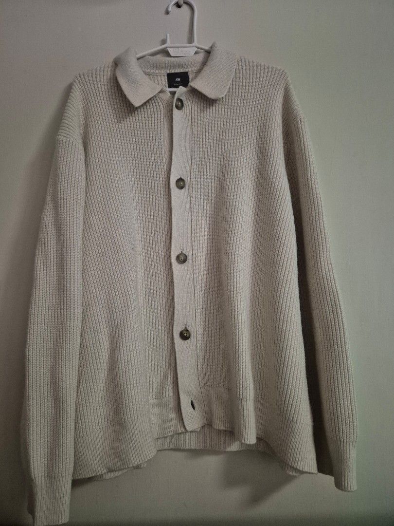 H&M Regular Fit Collared Knit Cardigan XL (Category: Coats, Jackets and Outerwear) located in Paranaque City. Submitted by monicaboo (Listing ID 1469408606, Image 1). Description: - Brand: H&M - Style: Ribbed knit cardigan with collar and front button closure - Size: XL (Regular fit) - Color: Beige - Material/Texture: Cozy chunky knit with long sleeves - Condition: Excellent/Ready to wear.