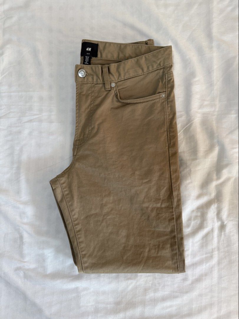 H&M Slim Fit Pants (Category: Trousers) located in Makati City. Submitted by Praktikal (Listing ID 1469485797, Image 1). Description: H&M slim fit pants 5 pockets Cotton twill Size 29 Color beige solid color Used twice only.