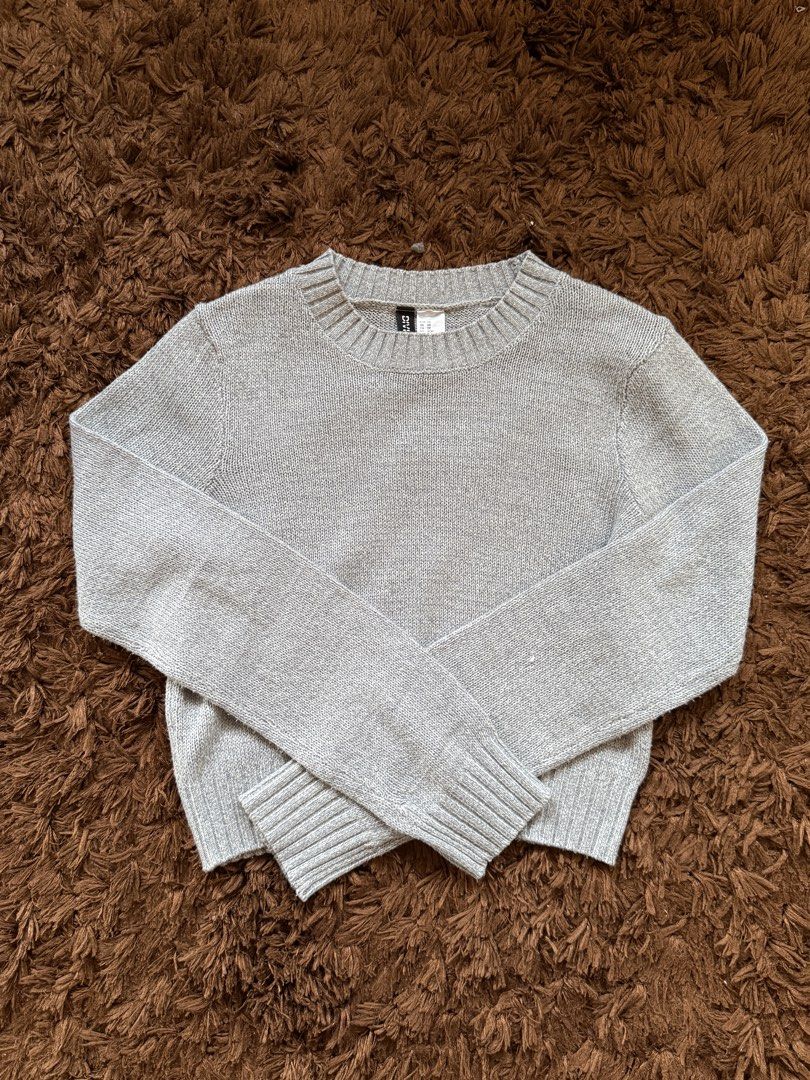 H&M Teal/ Gray Knitted Longsleeves (Category: Longsleeves) located in Quezon City. Submitted by wear.again.ph (Listing ID 1469517169, Image 2). Description: .