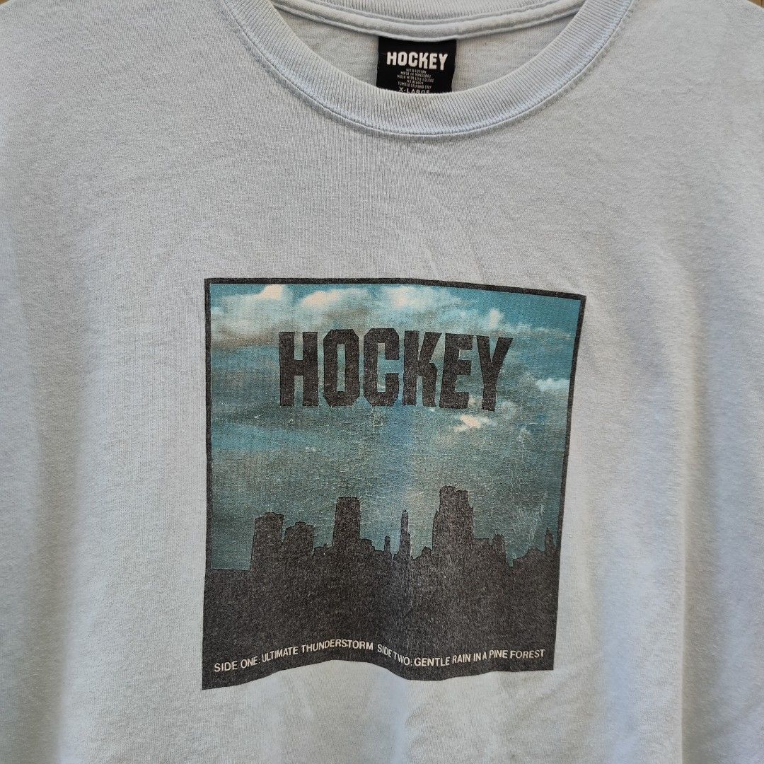 Hockey L/S Tee (Category: Tshirts & Polo Shirts ) located in Quezon City. Submitted by stashbyharun (Listing ID 1469463204, Image 2). Description: fucking awesome hockey supreme palace polar.