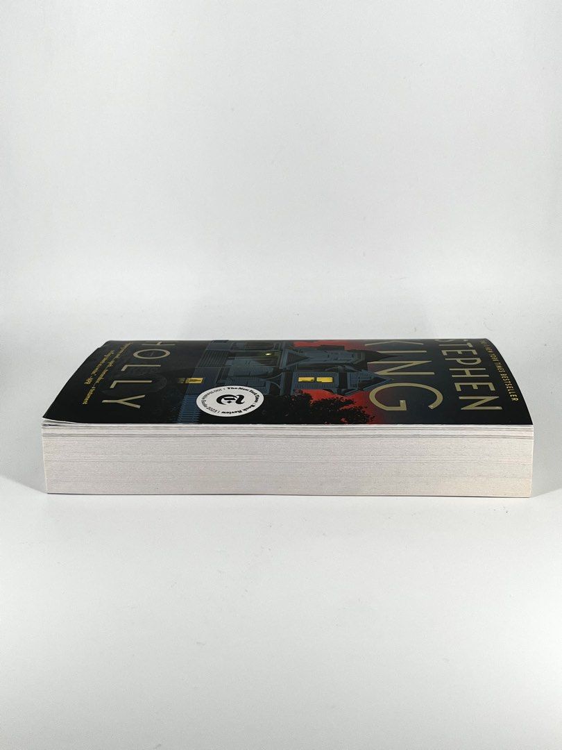 Holly by Stephen King (Category: Storybooks) located in Makati City. Submitted by booksofanders (Listing ID 1469421473, Image 3). Description: HOLLY by Stephen King Paperback Like New, Remaindered (See Pictures for reference) Modes of Payment GCash or BPI QR Price excludes Shipping Fee Within Metro Manila : J&T, Lalamove or Grab Delivery (To be arranged and paid by buyer) Outside Metro Manila : J&T No meet-ups For USED BOOKS, you may make a lower