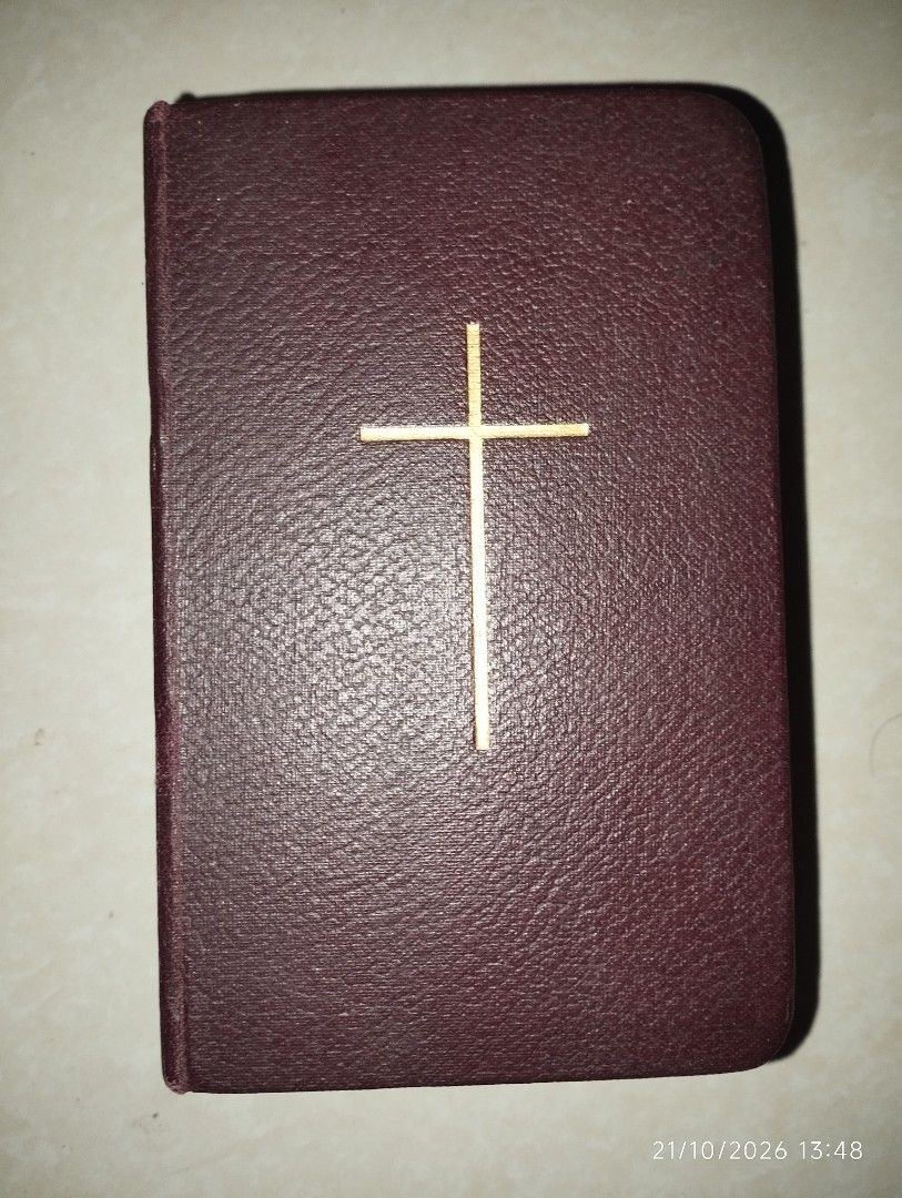 Holy Bible Douay Rheims Version Compact Size (Category: Religion Books) located in Orani. Submitted by shop4bibles (Listing ID 1469442089, Image 1). Description: .
