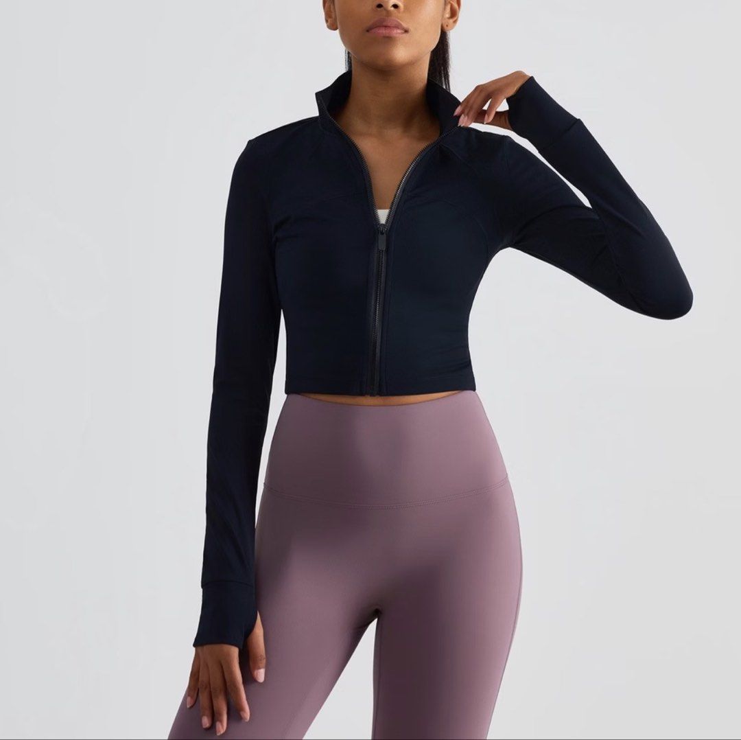 Hoppe Longsleeves activewear (Category: Activewear) located in Cebu City. Submitted by diabriciaa (Listing ID 1469478432, Image 1). Description: Like new.