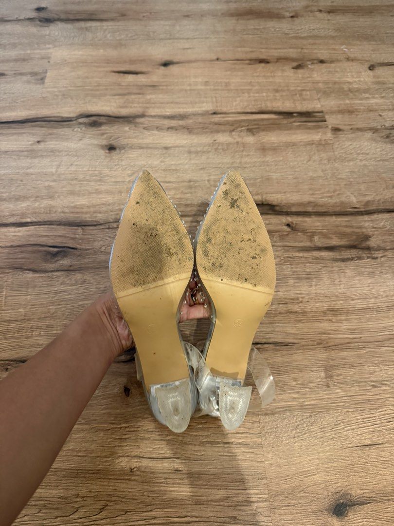 Hue Label Heels (Category: Heels) located in Marikina City. Submitted by hazeljaner (Listing ID 1469495288, Image 3). Description: Used twice Lowballers won’t be entertained..