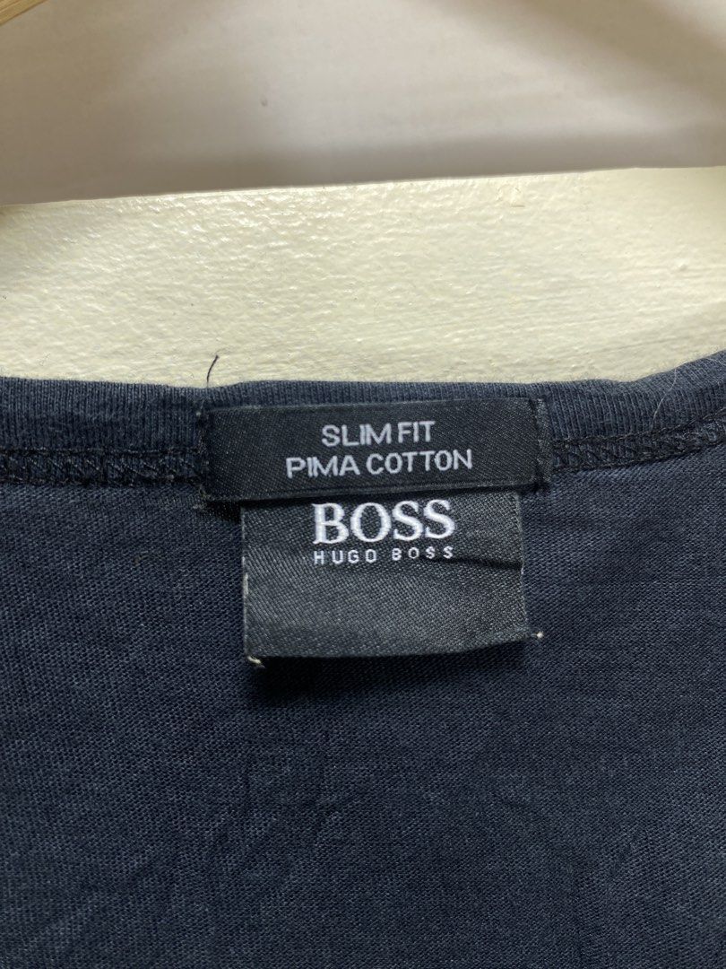 Hugo boss big logo shirt (Category: Tshirts & Polo Shirts ) located in Surigao. Submitted by ricsons (Listing ID 1469505203, Image 2). Description: 20.5x28.5 dimension 9.7/10 color rate Maganda pa kulay in person di lang ma capture ng phone camera ko .