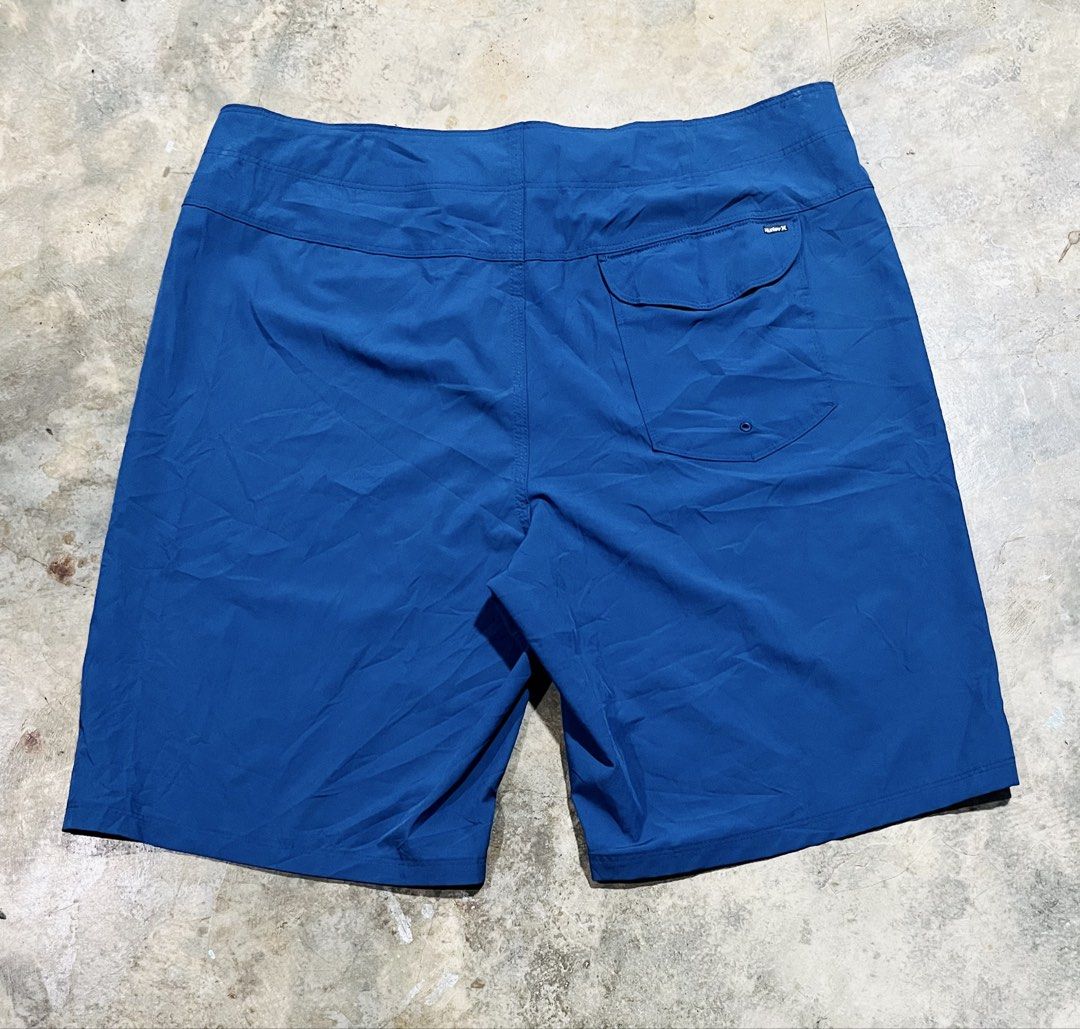 Hurley Spelled-Out Board Shorts (Category: Swim Trunks & Board Shorts) located in Navotas City. Submitted by y2kikaystuff (Listing ID 1469554411, Image 3). Description: Hurley Spelled-Out Board Shorts Size 36 fits 34-38 20Length 11 Leg Opening No issue Can pass as new Not ikay 400 only.