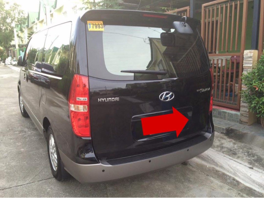 Hyundai Starex (Category: Used Cars) located in Caloocan City. Submitted by markarbuso66733 (Listing ID 1469421015, Image 3). Description: 2016 starex gold diesel / automatic one owner 10 seater 80kms no issue / not flooded txt or call 09488706192 mark.