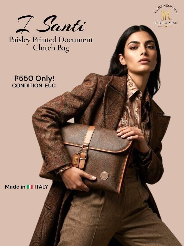I Santi Paisley Printed Document Clutch Bag (Category: Laptop Bags & Sleeves) located in Mandaluyong City. Submitted by luxprelovedbagsparadise (Listing ID 1469524901, Image 1). Description: Who said work documents have to look boring? 💼✨ ​Serving pure Italian elegance without the high-end price tag! Whether you’re running to a client meeting or just strutting through the office, the I Santi Paisley Printed Document Clutch Bag says "I have my li