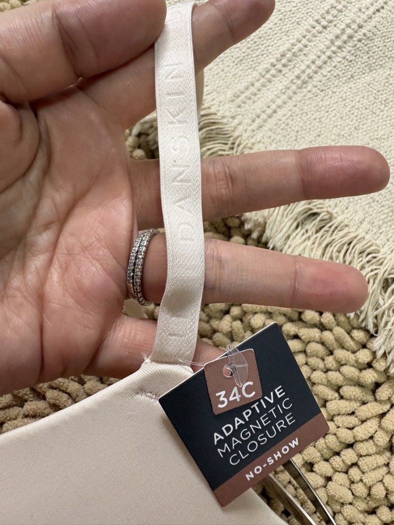 Imported DANSKIN push up Front Lock Bra 34C (Category: Undergarments & Loungewear) located in Quezon City. Submitted by heartshop.ph (Listing ID 1469412556, Image 3). Description: Seamless Magnetic closure front lock Creamy nude color Push up.