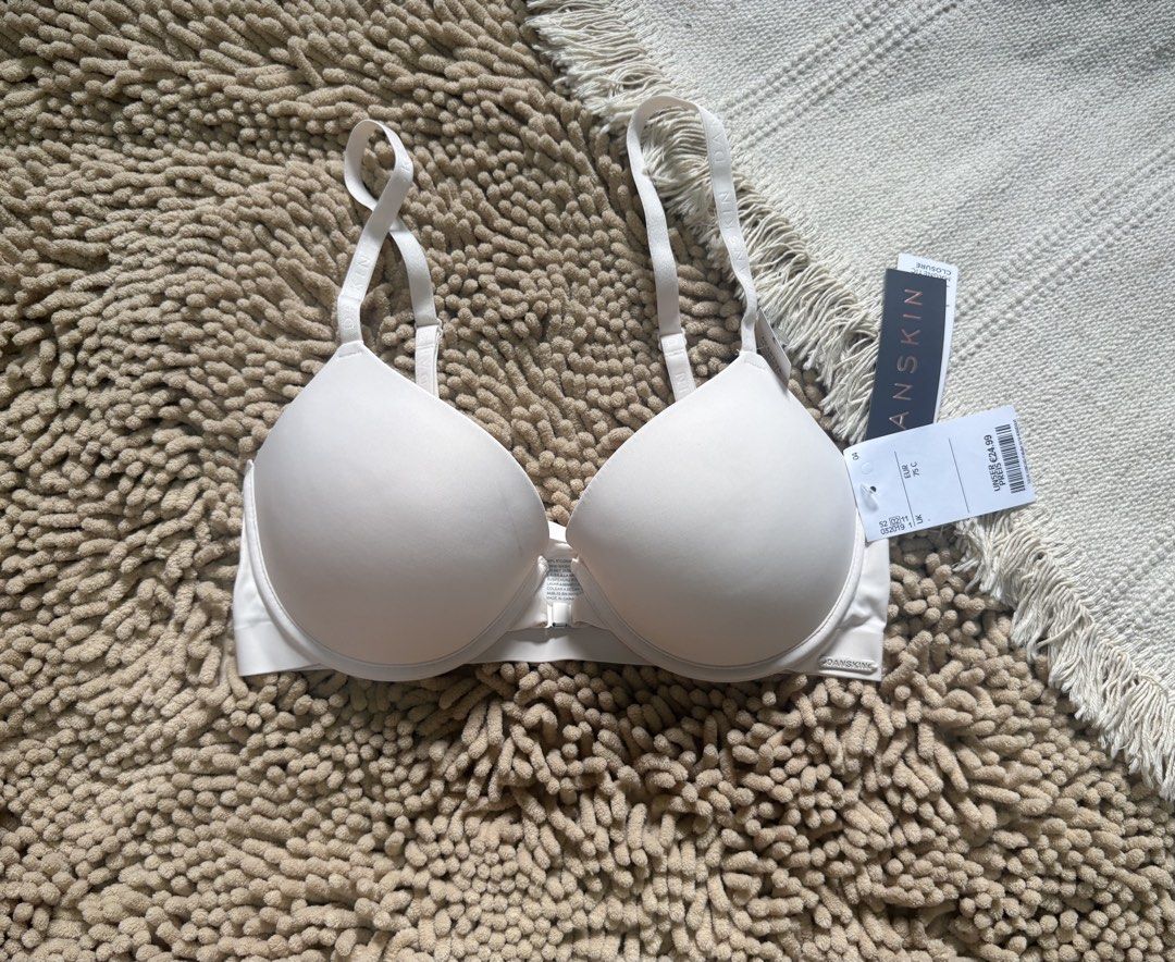 Imported DANSKIN push up Front Lock Bra 34C (Category: Undergarments & Loungewear) located in Quezon City. Submitted by heartshop.ph (Listing ID 1469412556, Image 1). Description: Seamless Magnetic closure front lock Creamy nude color Push up.
