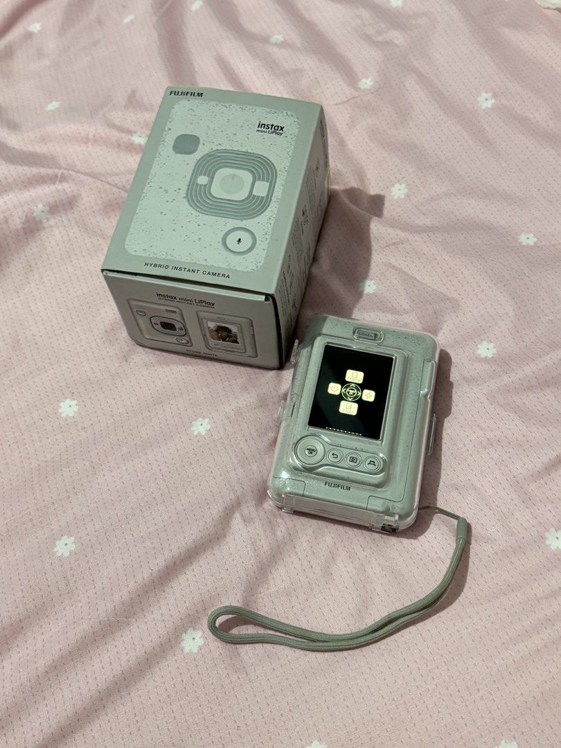 Instax Li Play (Category: Cameras) located in Talisay, Batangas. Submitted by pret.sells (Listing ID 1469558928, Image 2). Description: .