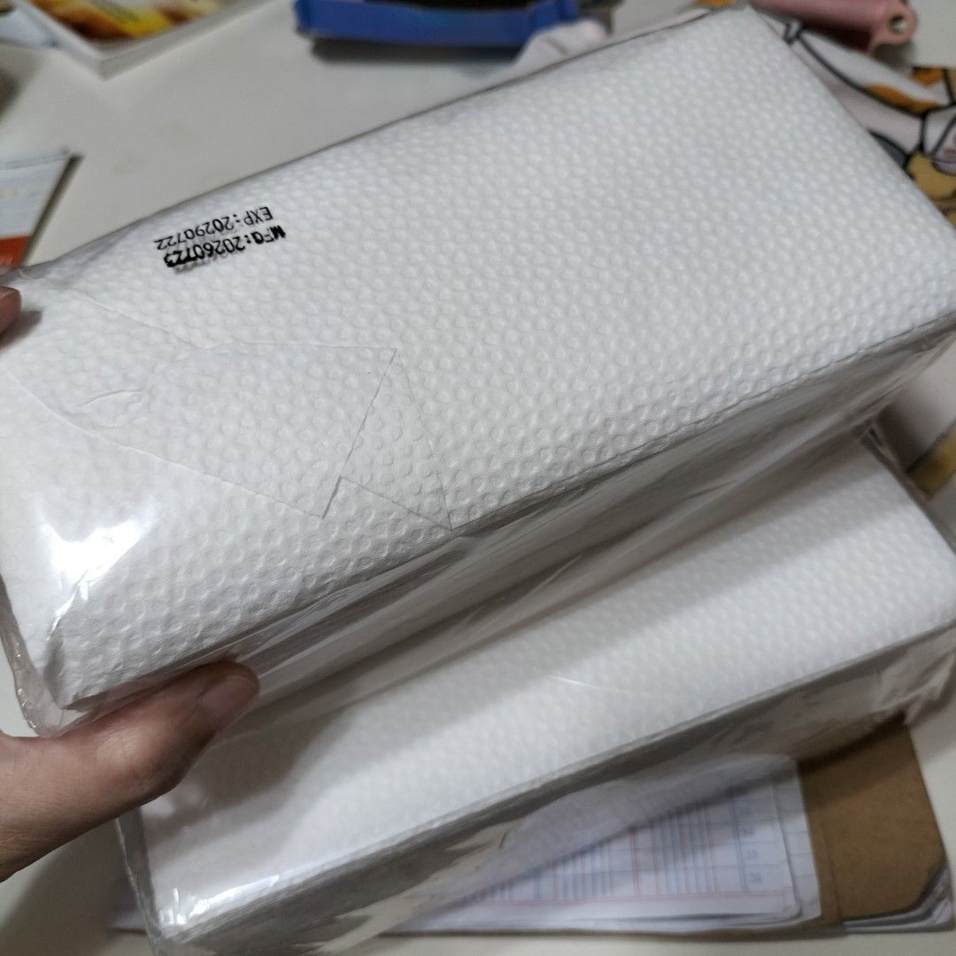 Inter Folded Paper Towel (Category: Towels, Napkins & Holders) located in Paranaque City. Submitted by decluttering-all (Listing ID 1469466040, Image 3). Description: - Condition: Brand new, unopened in original plastic - Color: White - Type: Folded paper towels - Best for: Kitchen cleanups, offices, and general household chores p35 per pack recently bought decluttering extras pick up beside Toyota bicutan paranaque payment through bpi or gcash .
