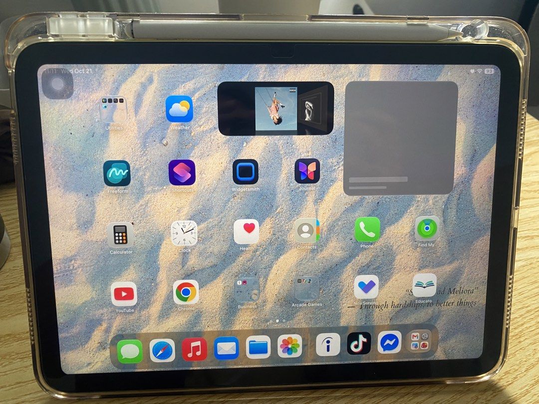Ipad 10th gen 256gb (Category: iPad) located in Malvar. Submitted by letharellano__71 (Listing ID 1469414227, Image 1). Description: I’m selling my ipad 10th gen with ugreen pencil and original charger. It was purchased last 2025. No issues and no scratches, lady owned. RFS: badly needed funds. Slightly negotiable.