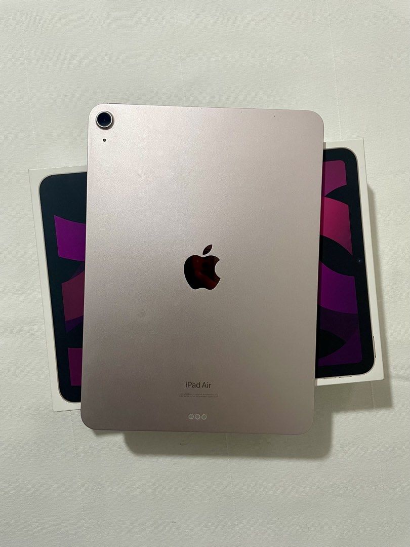 IPAD AIR 5TH GEN (Category: iPad) located in Tarlac. Submitted by bratzceleste (Listing ID 1469507583, Image 3). Description: ❗️FOR SALE: IPAD AIR 5TH GEN ❗️ RFS: NEED FUNDS ✅ 256 GB ✅ WiFi INCLUSIONS: ✅ Original Charger ✅ Comes with the original box ✅ 2 iPad cases ✅ Freebie stylus pen ‼️ NO ISSUE ‼️ NO HIDDEN ISSUE ‼️ IN PERFECT CONDITION 📍 TARLAC CITY & PANIQUI AREA ONLY 🧷 MEET UP 🧷 OPEN FOR VIDEO CALL 🧷 PAYMENT FIRST SEND ME A MESSAGE FOR 