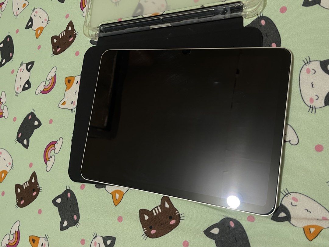 Ipad Air 5th Gen 256gb (Category: iPad) located in Bacoor. Submitted by micaelabreton (Listing ID 1469464865, Image 3). Description: 256gb M1 Gray Open for swap prefer MacBook air m1.