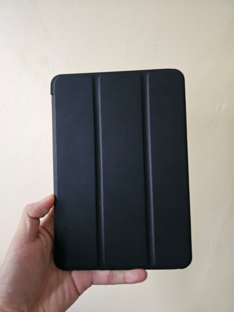 Ipad mini 5 (Category: iPad) located in Cebu City. Submitted by 1226draiki02519 (Listing ID 1469474422, Image 2). Description: Ipad mini 5 64gb Pre loved, used for review only Updated to IOS 26 No issues Free Bluetooth Keyboard stand Free stylus pen Free charger Free tampered glass Free tablet casing RFS upgrade unit Slightly negotiable.