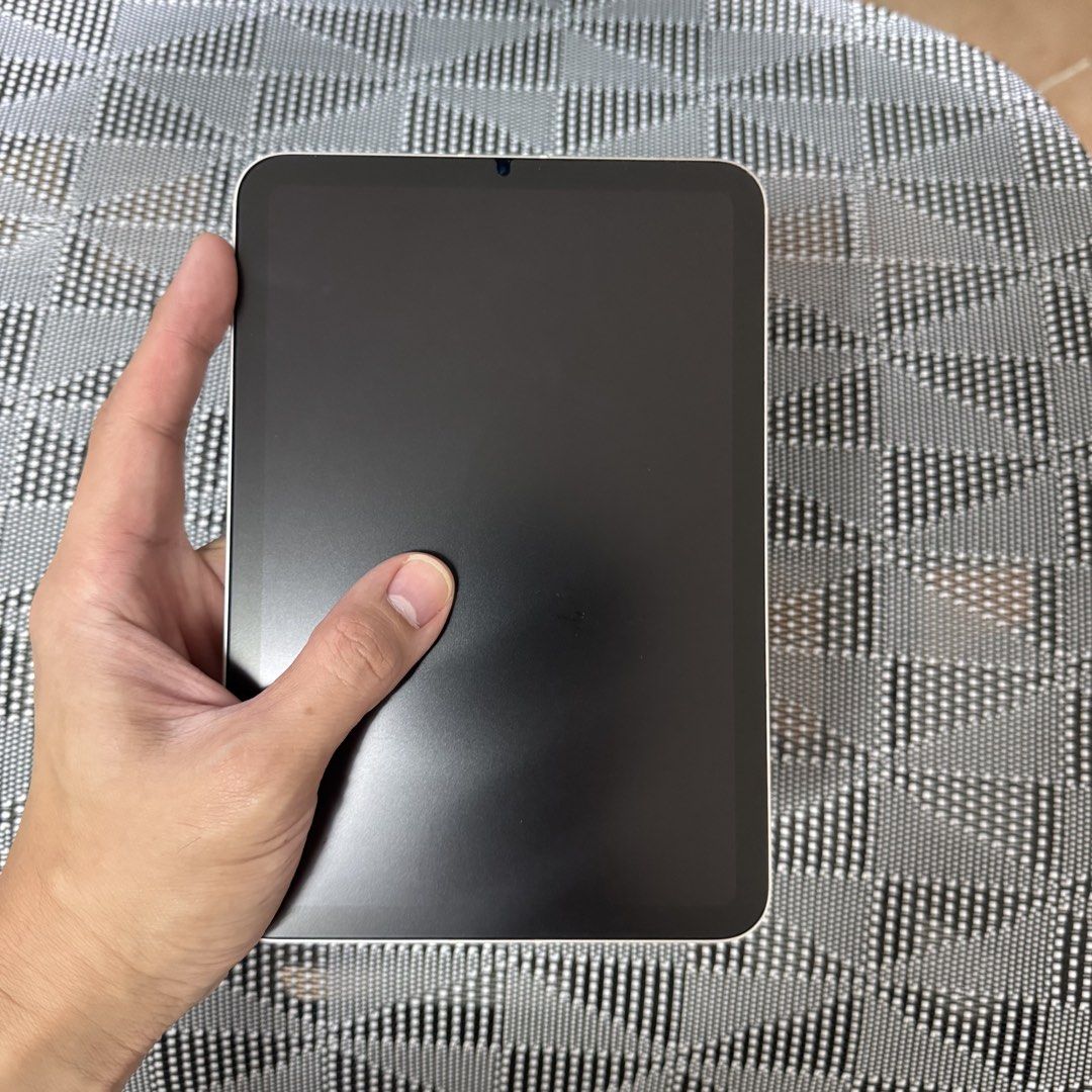 iPad Mini 7 WiFi + Cellular (Category: iPad) located in Manila. Submitted by jakeyrolling (Listing ID 1469397017, Image 3). Description: FS: iPad Mini 7 (WiFi + Cellular) •Storage: 256GB •Condition: 98% Battery Health •Usage: Less than a year used (carefully handled) •Bought for: ₱59,000 •Selling price: ₱49,999 (negotiable for sure buyers) Comes with original box and accessories. Perfect for on-the-go notes, review, or work. RFS: Seldom used.