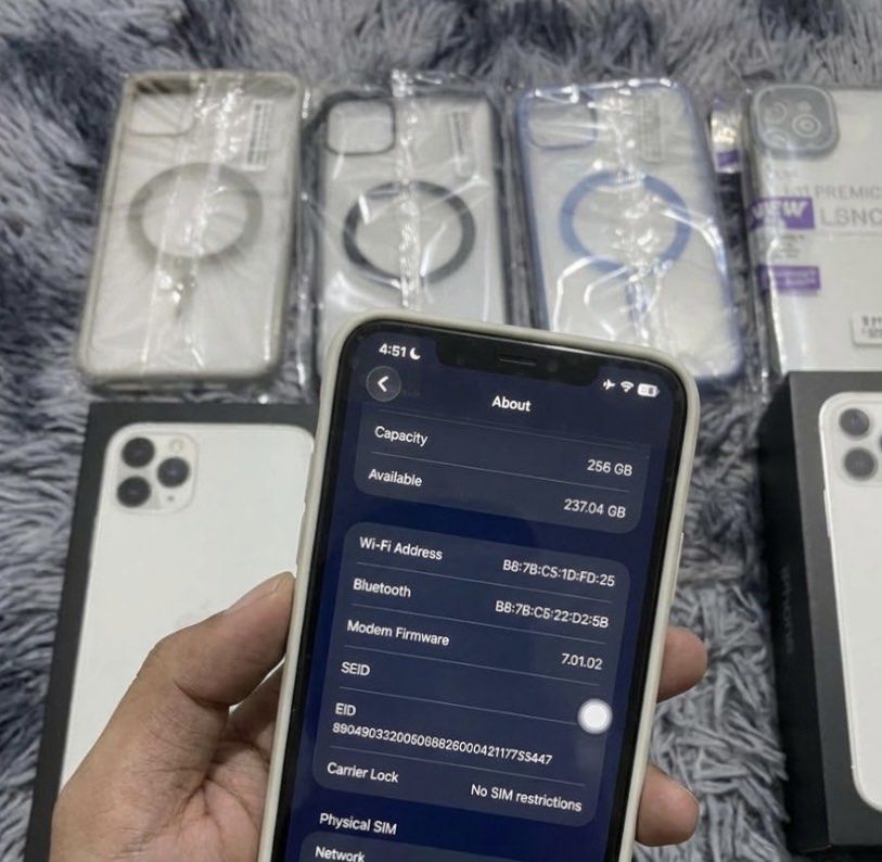 iPhone 11 Pro Max (Category: iPhone 11 Series) located in Manila. Submitted by items_by_sab (Listing ID 1468282287, Image 3). Description: 📲 IPHONE 11 PRO MAX DETAILS: 🤍 Color: Silver 💾 Storage: 256GB 🔋 Battery Health: 100% (unverified) 🔓 Carrier Lock: No SIM restrictions (Open-line,Any sim will do) ✨ Condition: Good working condition ✅TrueTone 📸 Camera & Video: Working perfectly ⚙️ All Functions: Working 🛠️ Repairs: LCD & battery replaced