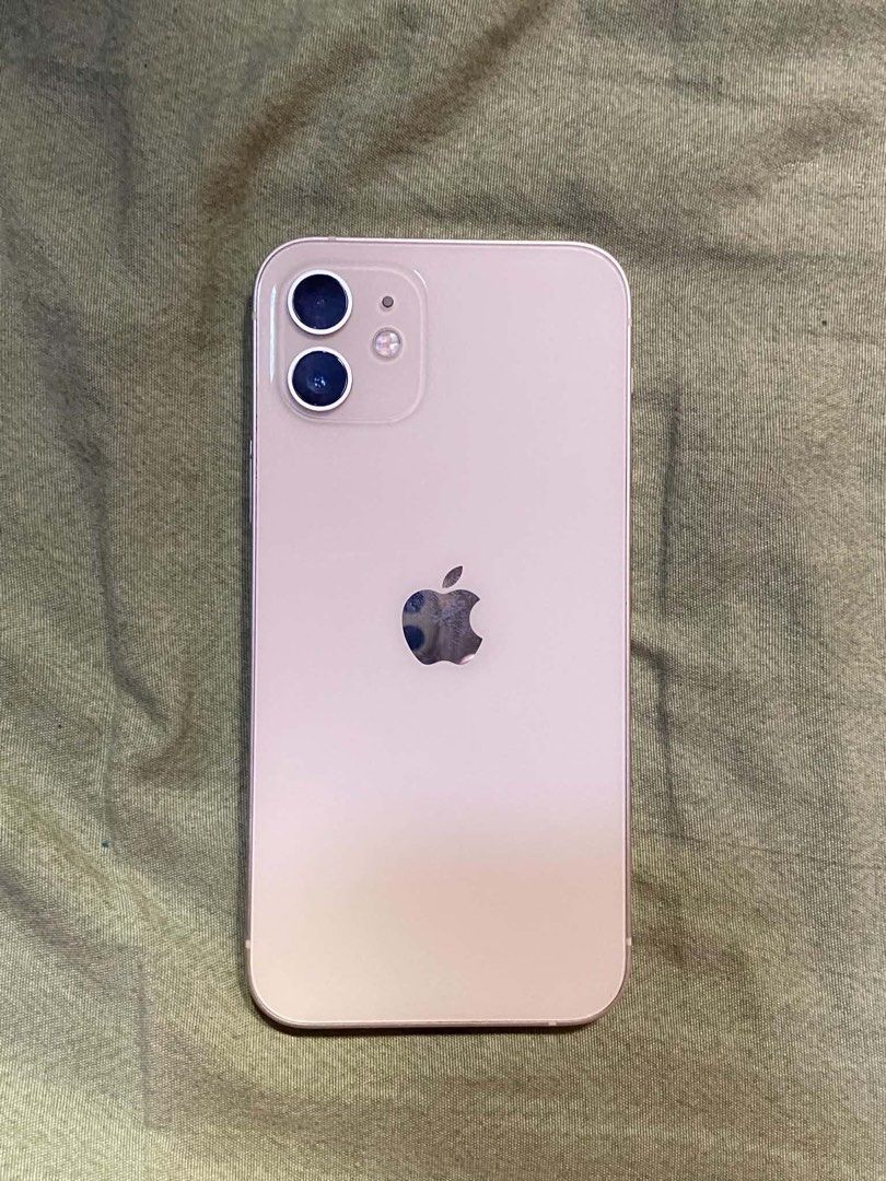 Iphone 12 (Category: iPhone 12 Series) located in Manila. Submitted by quickmountain-7679 (Listing ID 1469401654, Image 1). Description: Iphone 12 F.U 128Gb dual sim no issue 90% bh IOS 27 Both cam working Trutone working Face ID working Unli reset Wan to sawa check Inclusion: unit, charger cord, case Qc loc May bawas pa sa sure buyer .