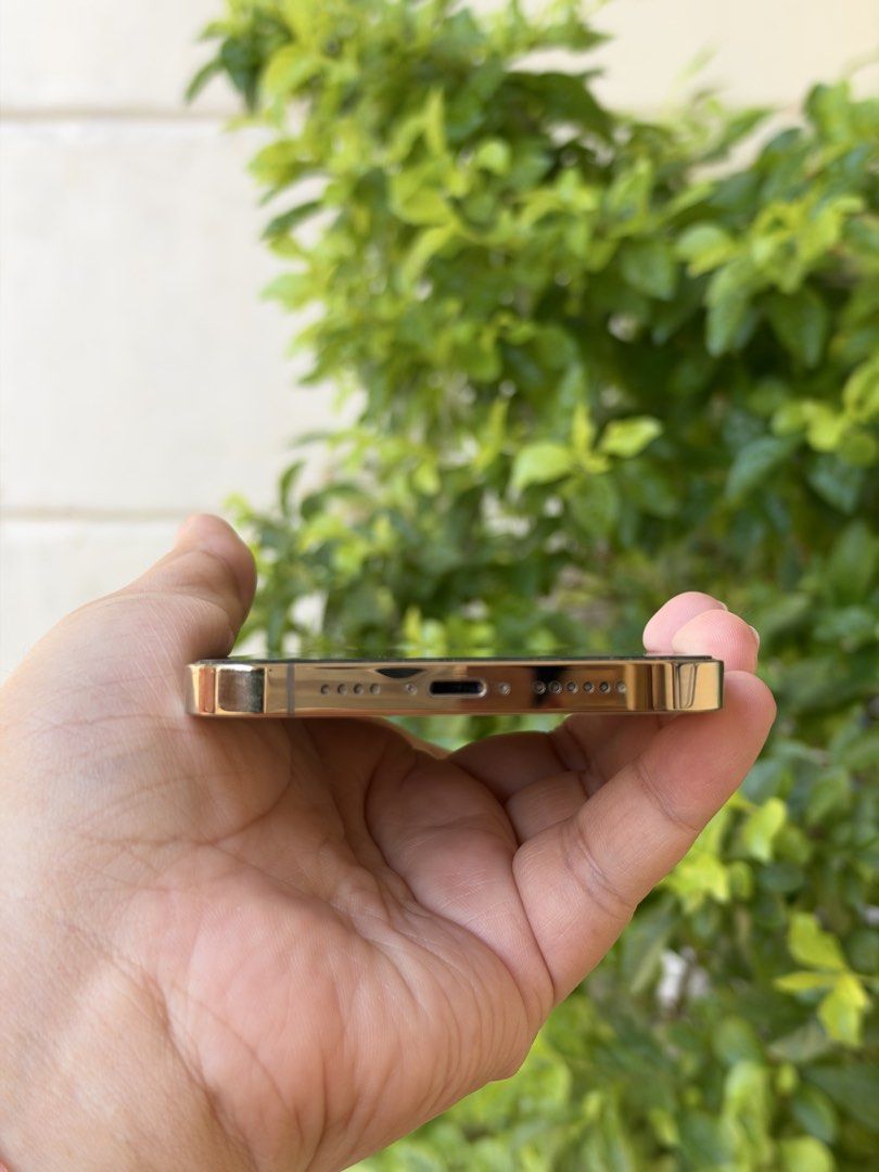 iPhone 12 Pro Max 256GB Globe (Category: iPhone 12 Series) located in Las Pinas. Submitted by cosmicowl (Listing ID 1469443311, Image 3). Description: Selling my iPhone 12 ProMax 256GB from Globe Color Gold Battery health at 82% All original parts 100% All working including Face ID 100% Flawless 100% Package Includes: Original Box Orinigal Cable 3 cases RFS: Already upgraded to 18PM Las Pinas/ Paranaque Area only.