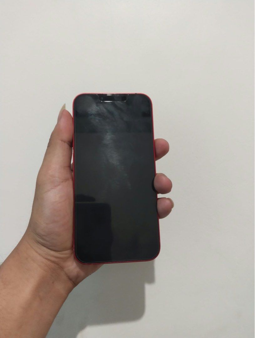 Iphone 13 256gb FU (Category: iPhone 13 Series) located in Manila. Submitted by canivs17 (Listing ID 1469449506, Image 2). Description: For Sale!! Iphone 13 256gb FU Face id ✔️ Truetone✔️ 100BH✔️ Honest issue check picture Scratch sa Likod Unit 3case and replacement charger 16,999 negotiable sa sure buyer.