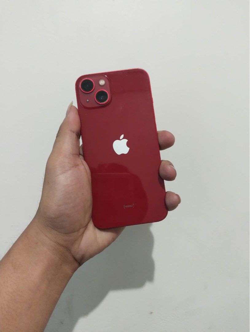 Iphone 13 256gb FU (Category: iPhone 13 Series) located in Manila. Submitted by canivs17 (Listing ID 1469449506, Image 3). Description: For Sale!! Iphone 13 256gb FU Face id ✔️ Truetone✔️ 100BH✔️ Honest issue check picture Scratch sa Likod Unit 3case and replacement charger 16,999 negotiable sa sure buyer.