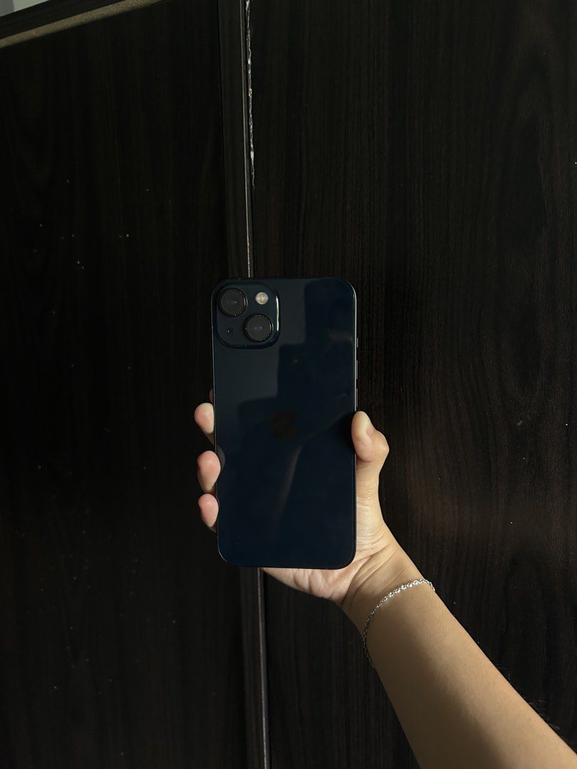 Iphone 13 - 128 gb (Category: iPhone 13 Series) located in Caloocan City. Submitted by aj_theaa (Listing ID 1469492982, Image 1). Description: IPHONE 13 MIDNIGHT 128 GB FIXED PRICE - 86 battery health - all working and no issue - NTC approved - no sim restriction all original parts, no history of repair unli check & reset 📍sjdm bulacan/north caloocan.