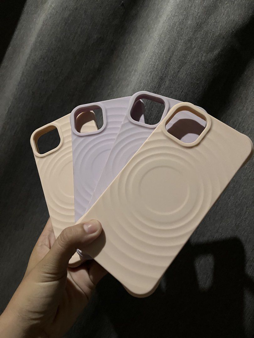 Iphone 14/15 Cases (Category: Cases & Sleeves) located in San Jacinto. Submitted by kellysthrift_ (Listing ID 1469502927, Image 1). Description: Iphone 14/15 cases, leather with gamusa sa loob brandnew cases .