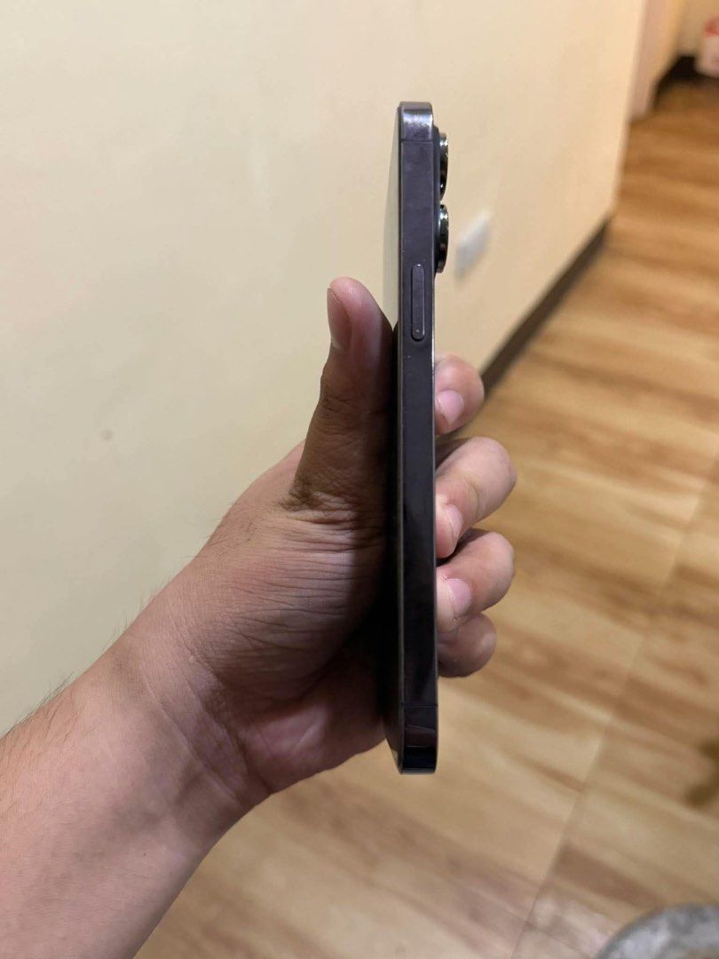 Iphone 14 Promax 128gb Smartlocked (Category: iPhone 14 Series) located in Manila. Submitted by tenshiii185 (Listing ID 1469431637, Image 3). Description: .