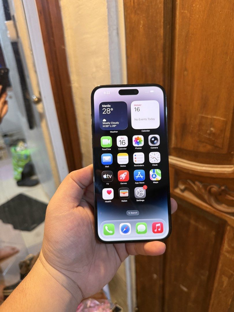 IPHONE 14 PROMAX 256GB BLACK (Category: iPhone 14 Series) located in Quezon City. Submitted by zairiusd (Listing ID 1469302245, Image 2). Description: FOR SALE/SWAP‼️ MABILISAN 28,000 PESOS ONLY IPHONE 14 PROMAX 256GB 100 % BATTERY HEALTH FACTORY UNLOCKED OPENLINE/ANYSIM AVAILABLE FACE ID TRUTONE WORKING 100% SMOOTH AND ALL WORKING MAKINIS PWEDE SA MAARTE UNLI CHECK UNLI RESET INCLUSION: UNIT CASE MEETUP AROUND QC BATASAN/COMMONWEALTH .