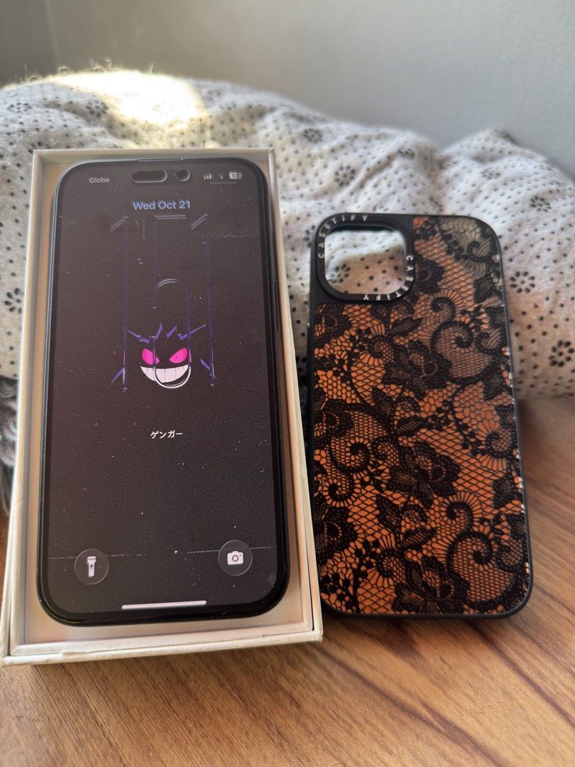 iPhone 15 (Category: iPhone 15 Series) located in Manila. Submitted by ma_mm (Listing ID 1469517898, Image 2). Description: SALE OR SWAP SA LOWER UNIT ADD CASH ‼️RUSH‼️ ‼️RUSH‼️ - iPhone 15 - ✅BLACK ✅128gb ✅ALL ORIG PARTS, NO HISTORY OF REPAIR ✅LOCAL NTC🇵🇭 ✅FU ANYSIM ✅ALL WORKING ✅77% BH, ORIG BATT AND MAKUNAT PA ✅UNLI RESET ✅NO ISSUES, VERY MINIMAL SCRATCHES AND PAINTCHIPS LANG NORMAL SA COLOR BLACK ✅UNLI CHECK UPON MEET UP INCLUSIONS: ✅ORIG B