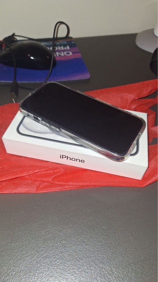 Iphone 15 Black (Category: iPhone 15 Series) located in Caloocan City. Submitted by riri0721 (Listing ID 1469494631, Image 1). Description: 📱 iPhone 15 FOR SALE! 🖤 ✨ Good as New | Barely Used! Unit Details: * 📱 Model: iPhone 15 * 💾 Storage: 128GB * 🖤 Color: Black * 🔋 Battery Health: 100% * 🔄 Cycle Count: Only 34 💰 Selling Price: ₱30,000 (tempered glass installed with Original Spigen case) 📌 RFS: Barely used since I already have another u