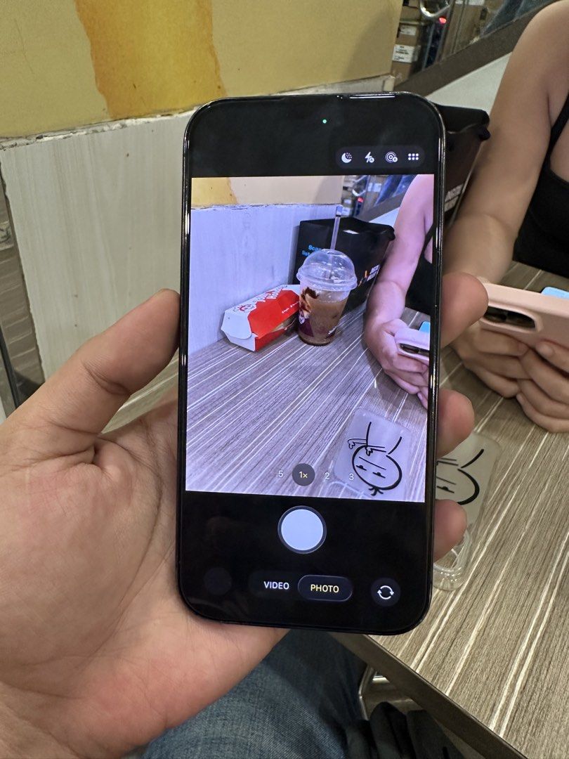iPhone 15 Pro 256Gb black titanium (Category: iPhone 15 Series) located in Manila. Submitted by sam_921223 (Listing ID 1469517696, Image 2). Description: iPhone 15 Pro 256Gb black titanium Factory unlock any sim working ZP/A model Local variant Philippines NTC approved No issue No history of repair All parts original All working All button working 100% Good condition 90% smoothness Sign of used Unit case full TG Manila location Open for meetup .