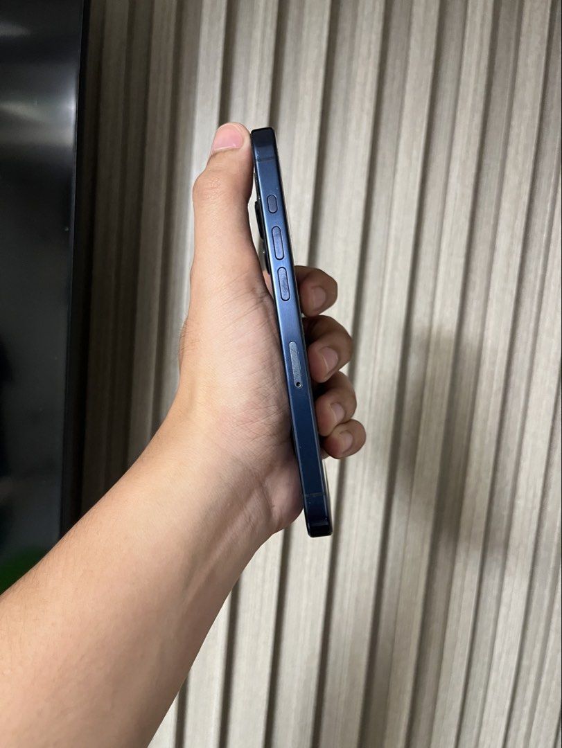Iphone 15 Pro 256gb Titanium Blue (Category: iPhone 15 Series) located in Manila. Submitted by gentleflower_c3b2af (Listing ID 1469548078, Image 3). Description: iPhone 15 Pro 256gb Titanium Blue ✅ No sim restrictions ✅ Any sim will do ✅ 83% battery health ✅ Face id ✅ Truetone ✅ All working ✅ Fully functional ✅ Unli check unli reset Inclusions: 6 cases *replaced oled screen same as original, has a super thin straighline sa taas but not affected a
