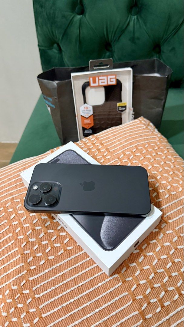 IPHONE 15 pro max 512gb (Category: iPhone 15 Series) located in Hagunoy. Submitted by amows (Listing ID 1469503637, Image 3). Description: For Sale iPhone 15 Pro Max Black Titanium • Factory Unlock • NTC Approved • 512GB • 82% Battery Health • No issues • Bought bnew • No history of repair or major drops • Inclusions : - Unit - Original Box - Original Cord - Original UAG metropolis kevlar case 41k nego Rfs: upgraded.