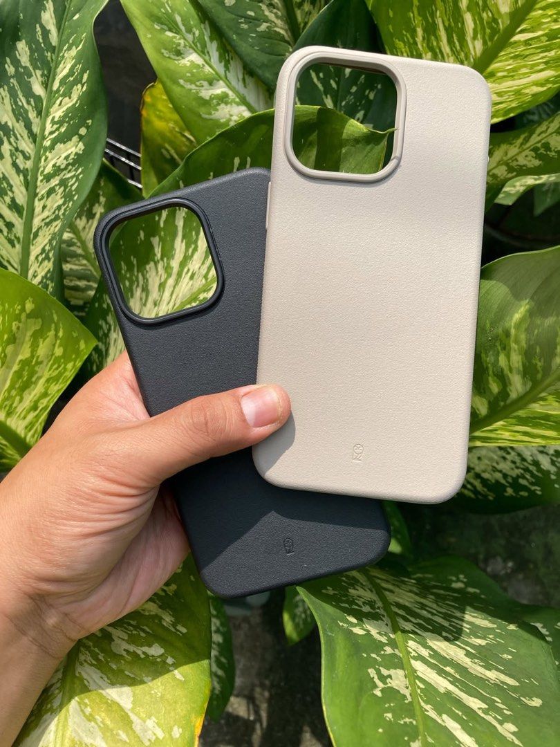 iPhone 15 Pro Max Case (Category: Cases & Sleeves) located in Manila. Submitted by jsmrbrnrd (Listing ID 1469417165, Image 3). Description: iPhone 15 Pro Max cases for only 5 for ₱1,000. ￼￼￼￼￼￼ (TineeOwl & QDos original price is ₱1,300 plus each, then free na lang po other 2 casing)￼.