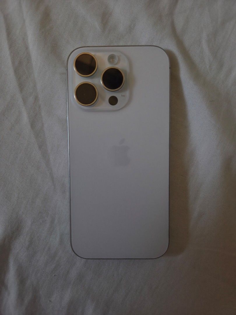 iPhone 16 Pro 256GB Natural Titanium Openline (Category: iPhone 16 Series) located in Muntinlupa City. Submitted by r0me5 (Listing ID 1469452318, Image 1). Description: No issues Openline 99% smoothness 89% BH With box and phone case only.
