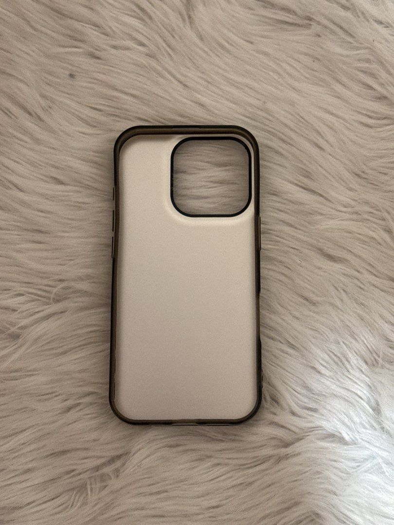 iphone 16 Pro case Freebie (Category: Cases & Sleeves) located in Lapu Lapu. Submitted by bzzzzarah (Listing ID 1469563198, Image 2). Description: Freebie for buyers.
